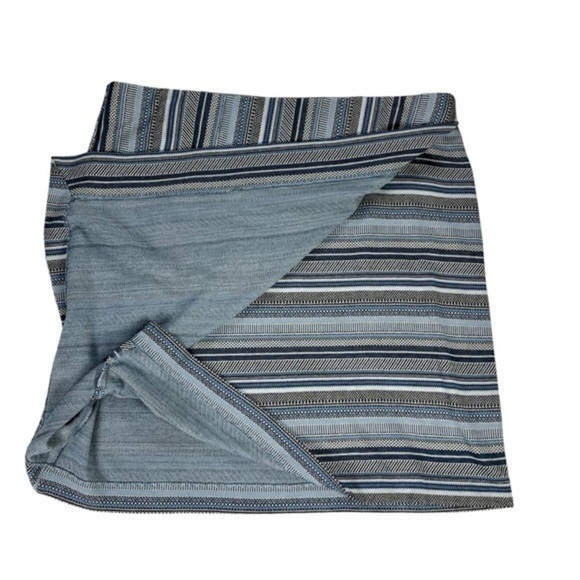 J. Jill Skirt Womens L Blue Ivory Aztec Striped Mountain Breeze Faux Wrap Mini - Picture 3 of 8